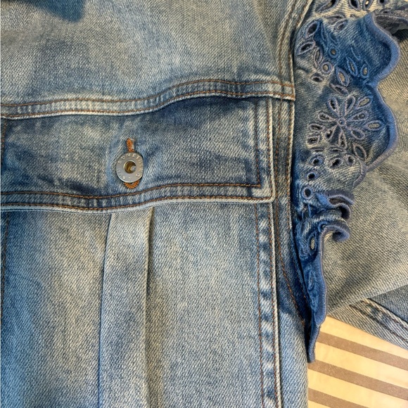 Something Navy eyelet sleeve denim jacket, excellent condition, size xs. - Picture 5 of 10